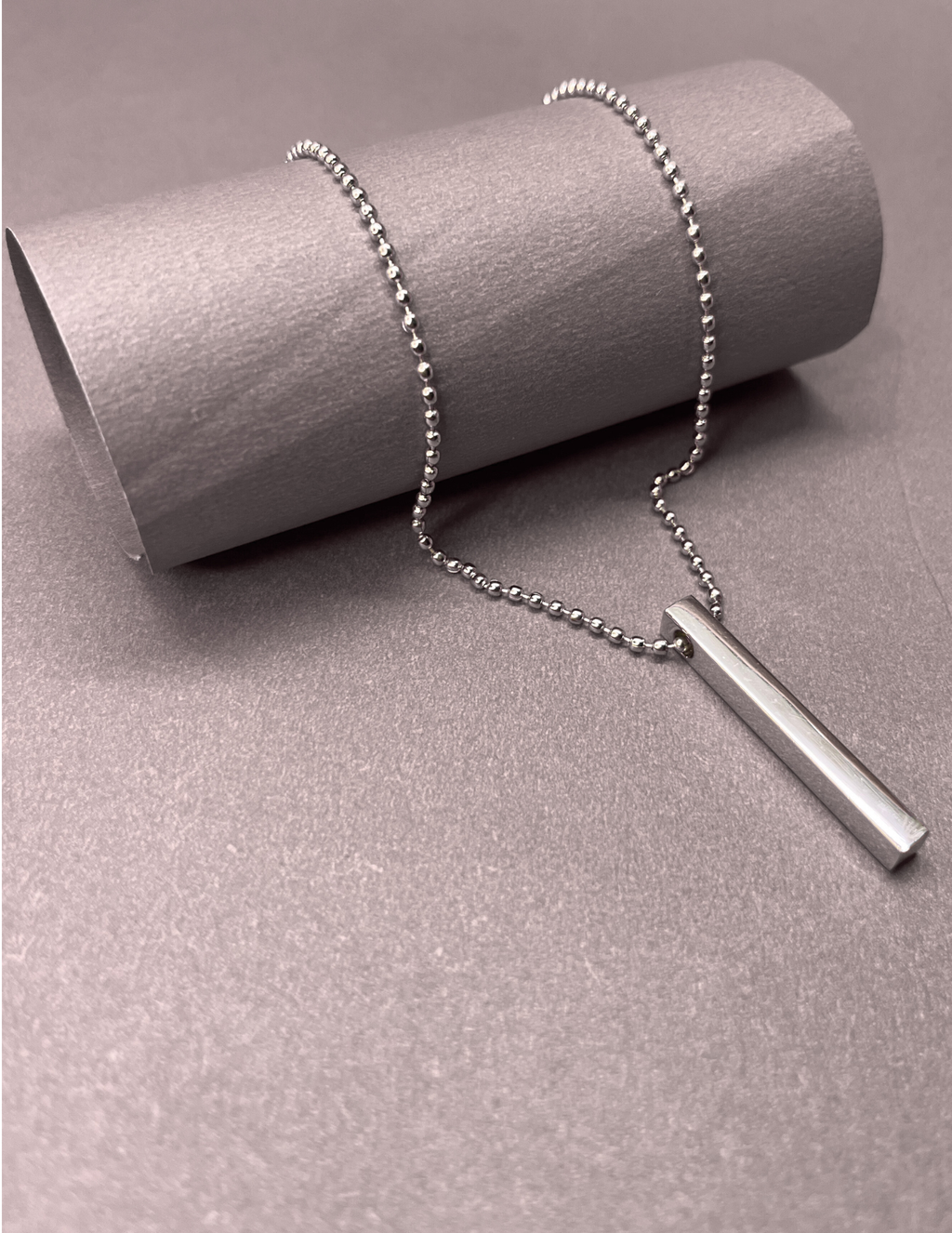 Vertical Bar Chain — Refined Strength, Modern Grace