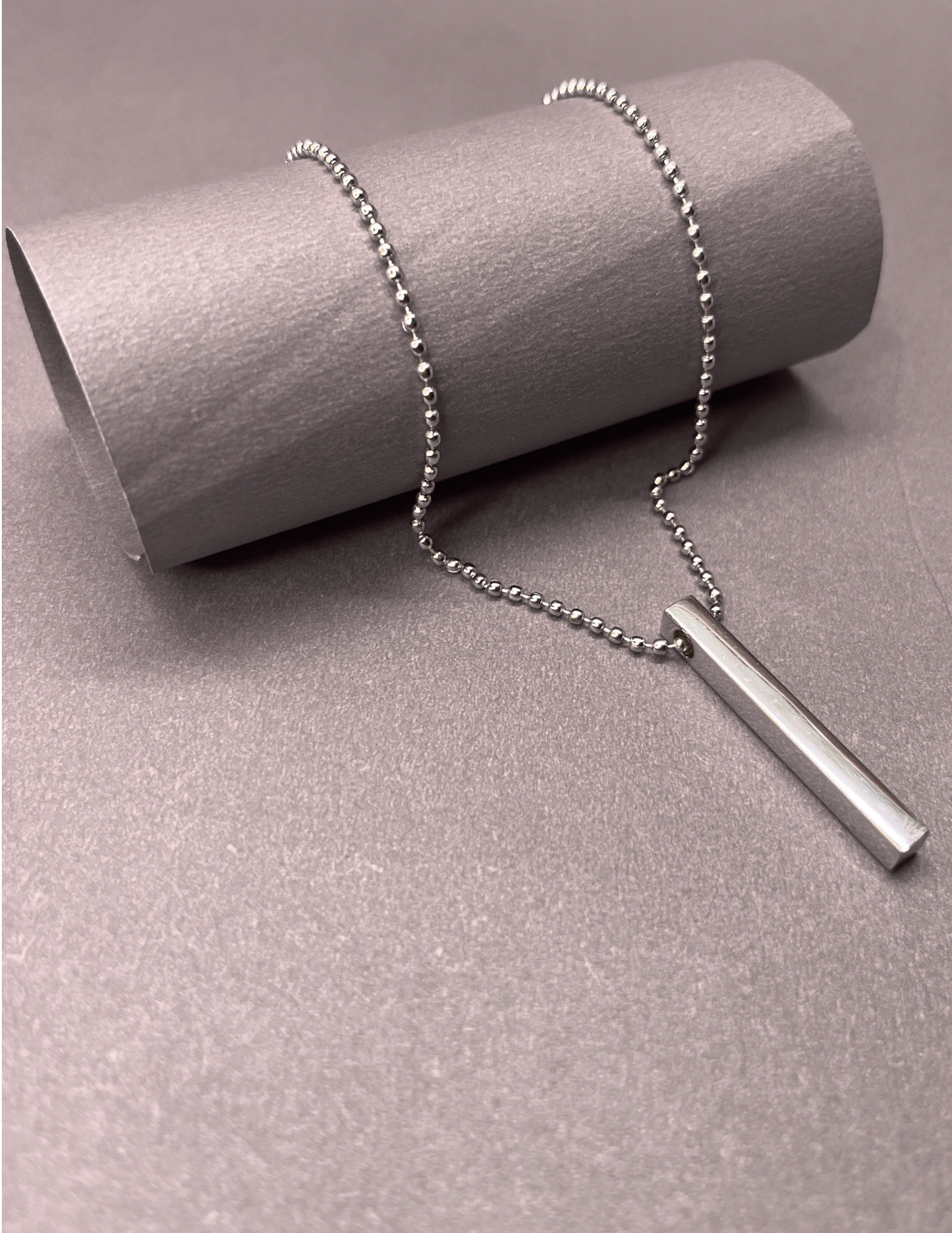 Vertical Bar Chain — Refined Strength, Modern Grace