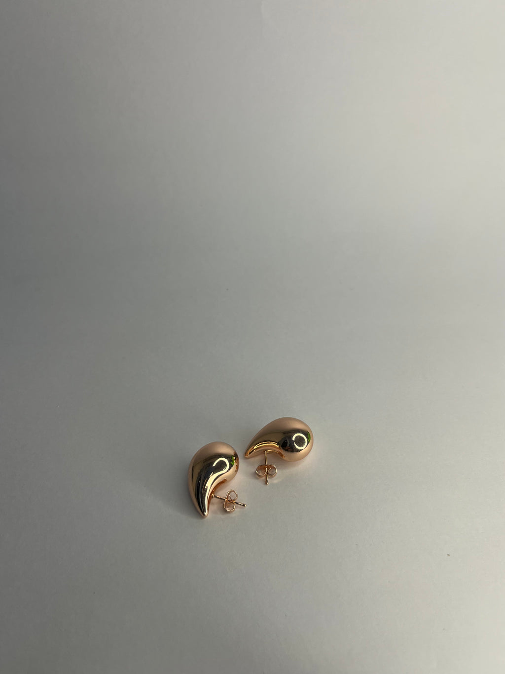 Aurora Teardrop Earrings — Graceful Curves, Radiant Beauty