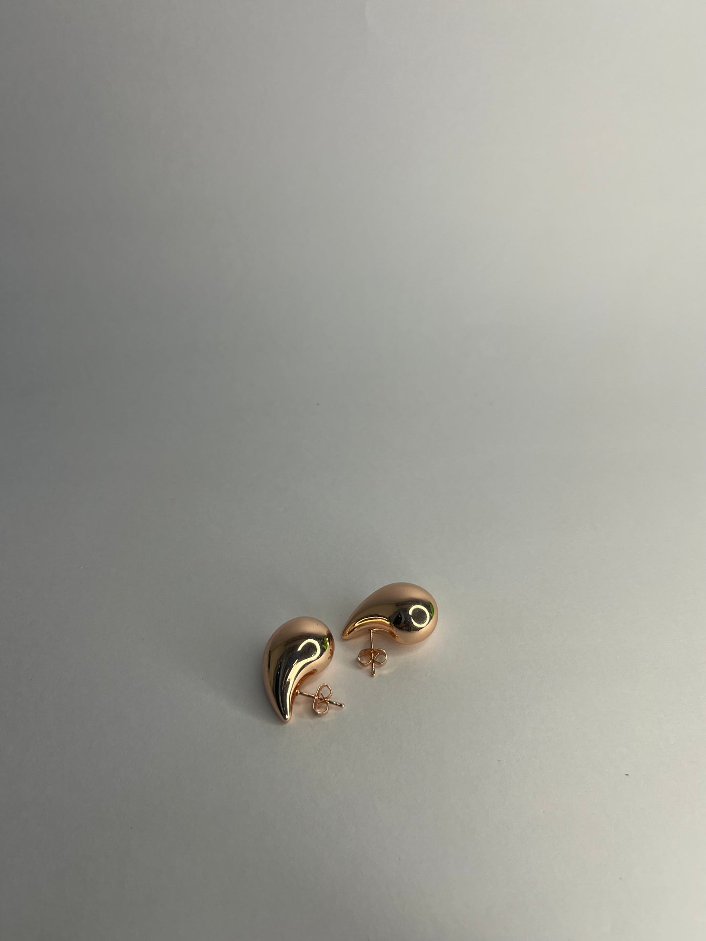 Aurora Teardrop Earrings — Graceful Curves, Radiant Beauty