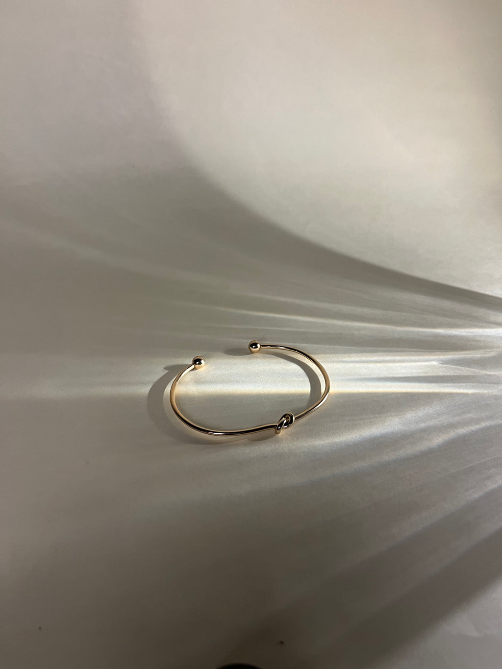 Love knot bracelet - Eternal Grace Cuff